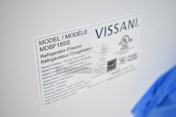 BRAND NEW Vissani MDBF18SS reach-in cooler with freezer drawer, scratch and dent, 115 volts, 1 phase.