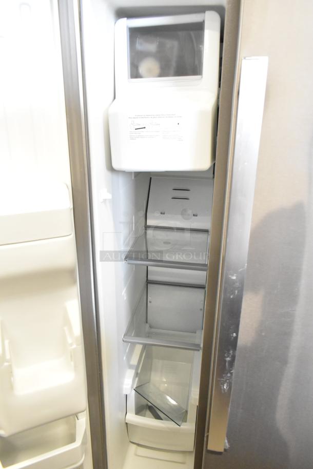 Whirlpool WRS321SDHZ00 fridge-freezer, brand new, scratch and dent, with ice/water dispenser, glass shelves, 115V, 1 phase.