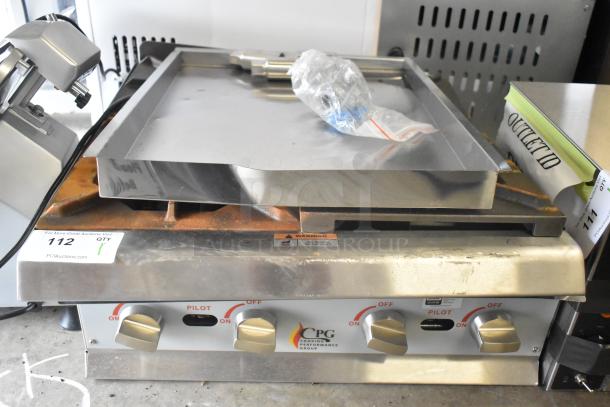 BRAND NEW 2025 Cooking Performance Group R-CPG-24-NL 4 Burner Natural Gas Range, 88,000 BTU, minor scratches, model 351RCPG24NL.