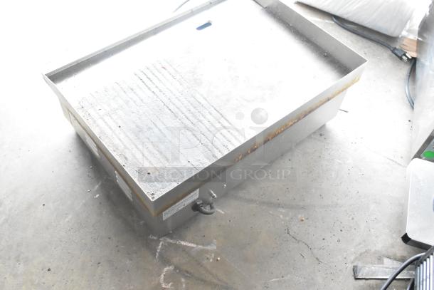 2024 Vevor HT-821 countertop electric griddle, flat top, 115 volts, 1 phase, used condition with visible wear.