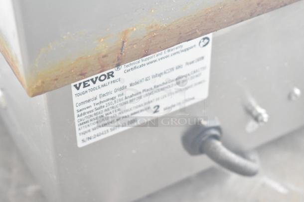 2024 Vevor HT-821 electric griddle label, showing model, voltage (115V), and tech support info. Slight wear visible.