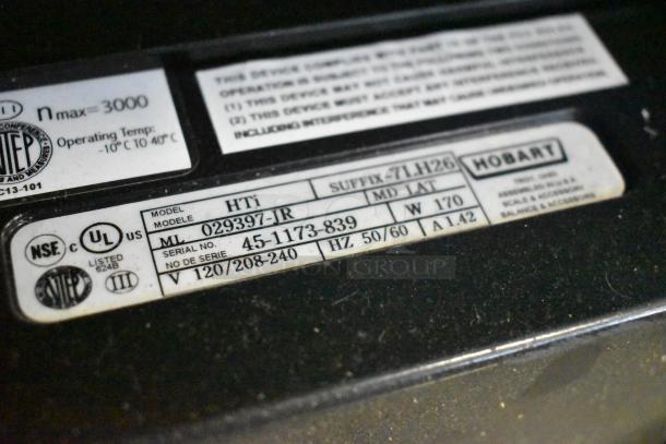 2017 Hobart HTi-7LH26 Countertop Scale, model details on label. No power cord, screen damage. 120/208-240V, tested working.