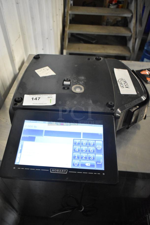 2020 Hobart HTi-7LH4W Commercial Scale with touchscreen; 120/208-240V, 1 Phase; tested and working.