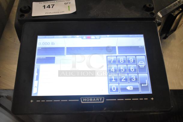 2020 Hobart HTi-7LH4W commercial countertop scale, touchscreen interface, 120/208-240V, 1 Phase, tested working.
