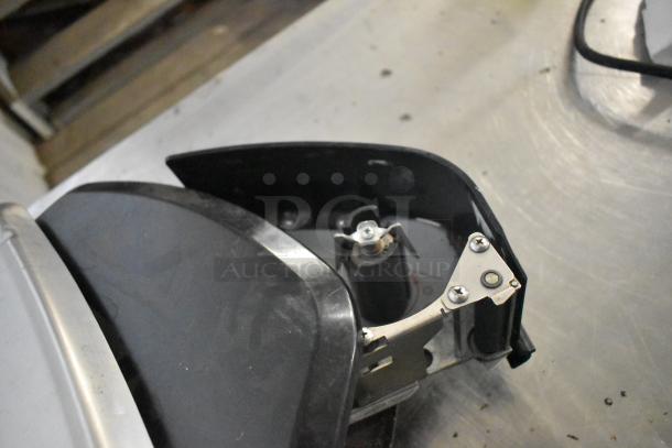 2017 Hobart HTi-7LH26 commercial countertop scale, tested and working, black casing, visible internal components.