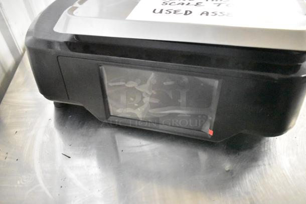 2024 Hobart HTi-7LH4W commercial countertop scale, black, tested and working, 120/208-240V, 1 phase.