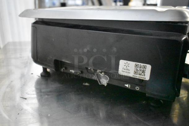 2024 Hobart HTi-7LH4W commercial countertop scale, tested and working. Features tags and facility services QR code visible.