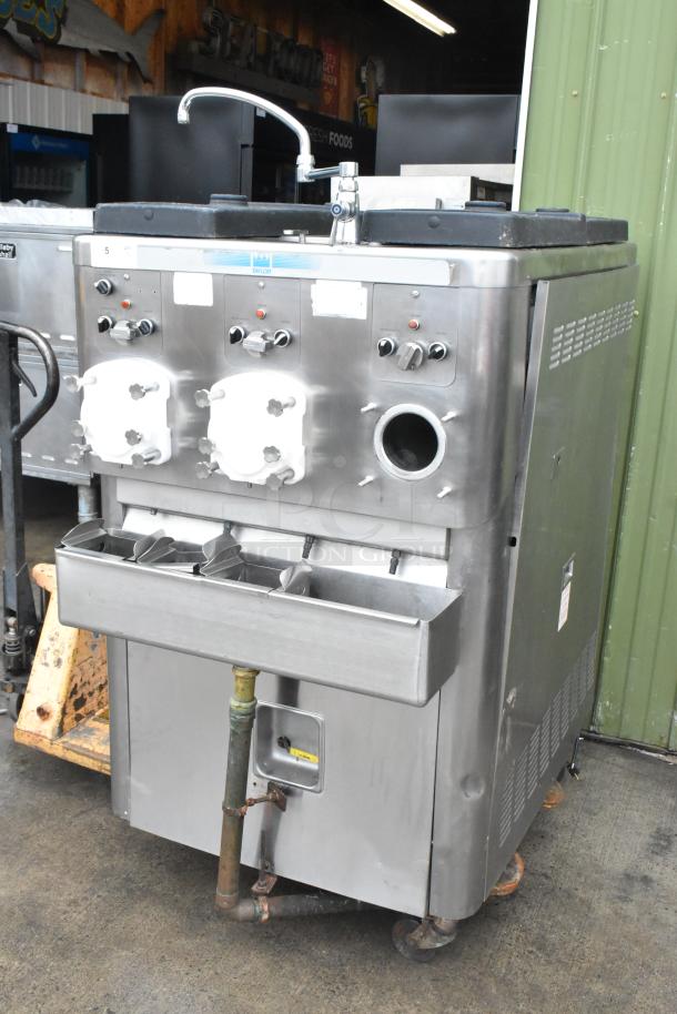 2016 Taylor C043-33 stainless steel 3-flavor frozen custard machine with commercial casters. 208/230V, 3 phase.
