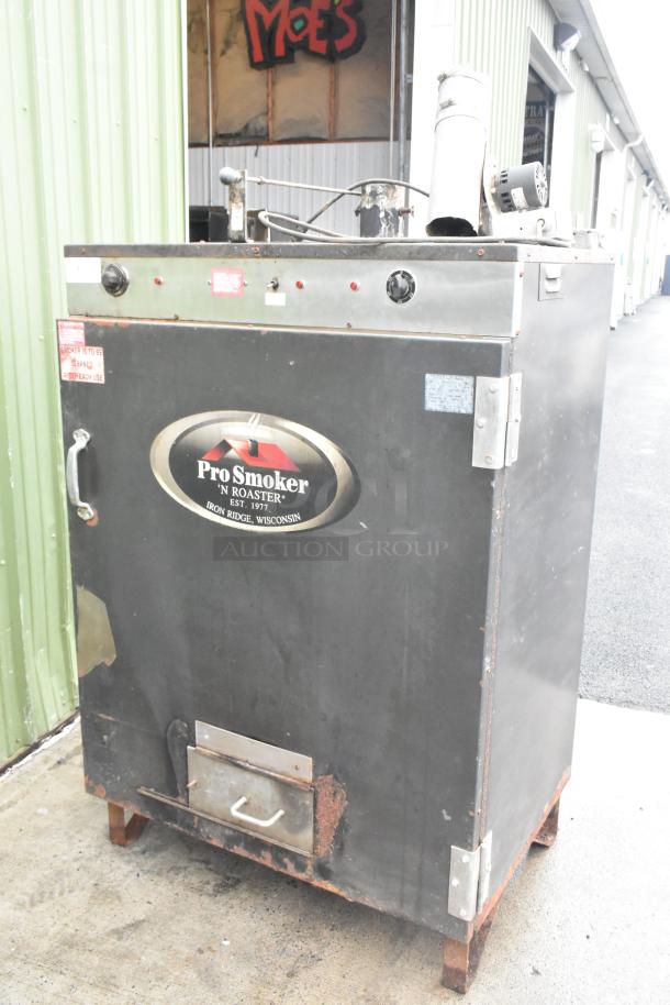 Pro Smoker 'N' Roaster 150P Commercial Smoker, used condition, 120/240V, 1 Phase, visible rust on exterior, brand logo on front.