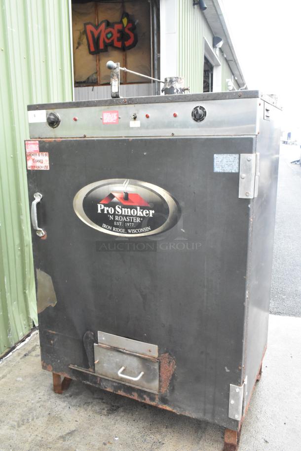 Pro Smoker 'N' Roaster 150P Commercial Smoker, used condition, 120/240V, 1 Phase, visible brand logo and cleaning instruction labels.