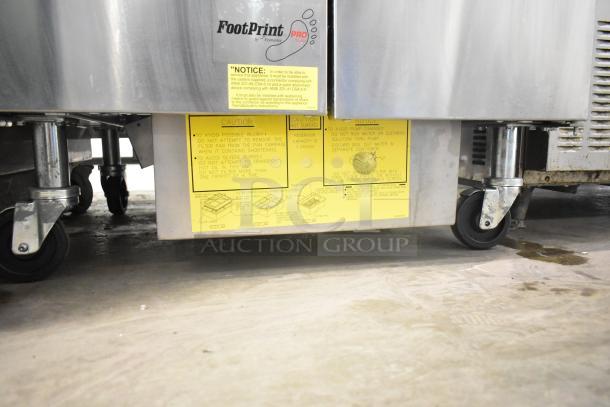 Brand new 2021 Frymaster FPPH255CSE propane deep fryer, includes 4 metal baskets, filtration system, 80,000 BTU, on casters.