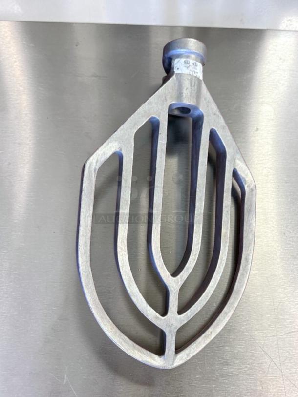 Commercial aluminum flat beater paddle, 17", superior condition, heavy-duty mixer attachment, model MIX-S-BEATER-0690.