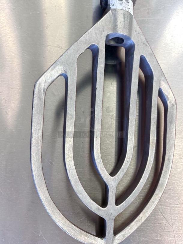 Commercial aluminum flat beater paddle, model MIX-S-BEATER-0690, 17" heavy-duty mixer attachment, superior condition.