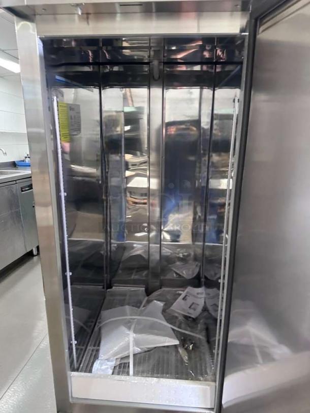 Brand new Ikon IB27R commercial reach-in refrigerator, 27-in stainless steel, R290 refrigerant, ETL & NSF listed.