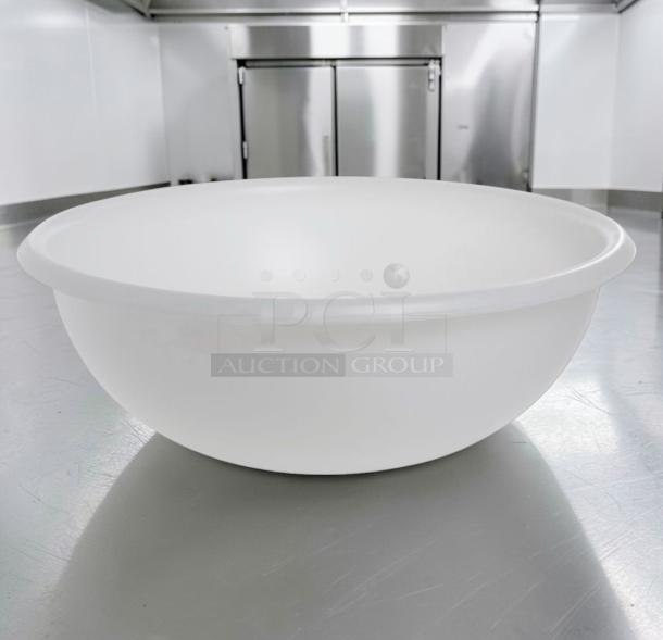 15 Qt white plastic mixing bowl, superior condition, by Commercial Kitchen Supply. Set of 3, 12 3/4" diameter for kitchen prep.