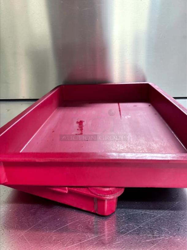 Baker's Lane red polypropylene dough proofing box, 18"x26"x3", stackable, elite condition, ideal for commercial use.