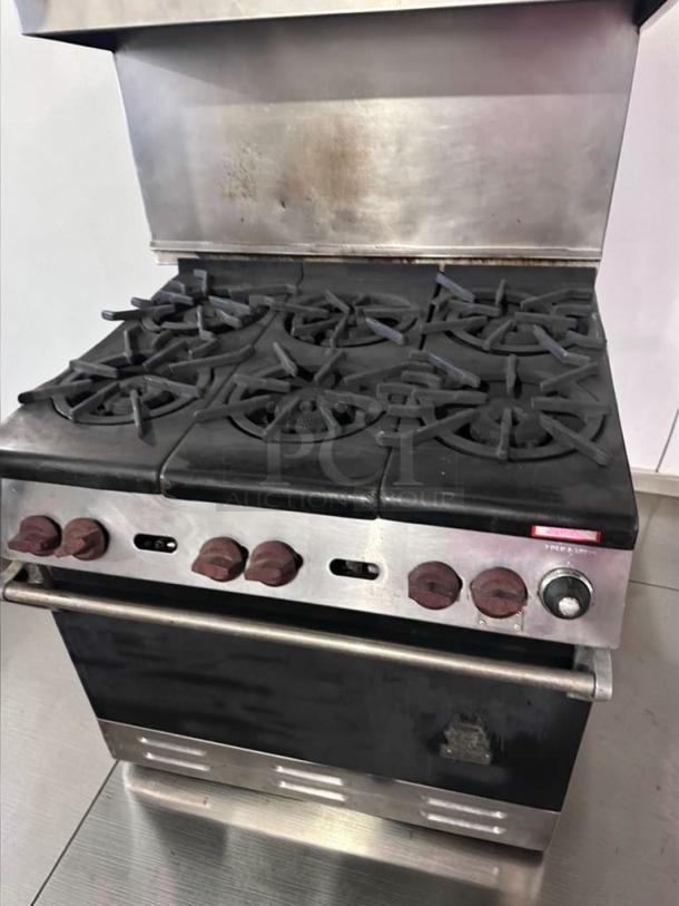 Wolf 36 inch 6 Burner Gas Range, outstanding condition, stainless steel, heavy-duty restaurant stove, fully tested.