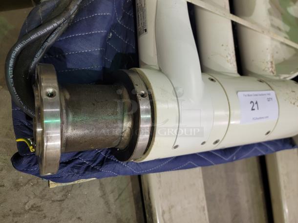 STERIS Harmony LED surgical lighting system with ceiling mount, showing articulating arm hardware and mounting plate.