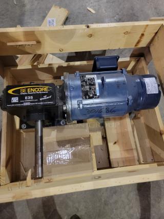 *NEW* Winsmith SE Encore E35 with Marathon Globetrotter 3-HP motor in crate. Features WinGuard coating, Mobil Glygoyle 460 lubricant, and Stearns 1056 brake.