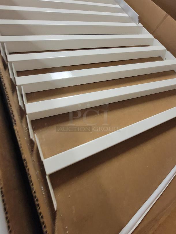 Lot of 20 Modular International M4SEDI recessed light fixtures, new condition, high-end LED luminaires, minor damage on two units.