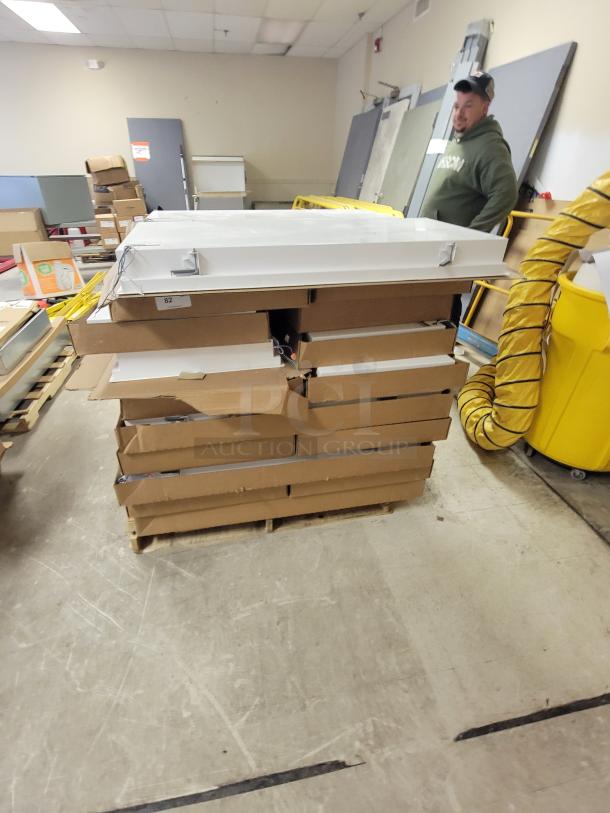 *NEW* Modular International LED recessed light fixtures, model M4SEDI, boxed on pallet. Lot of 20, two with minor damage.