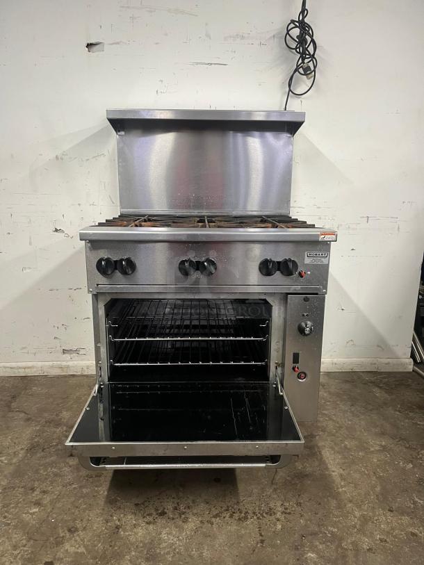 VULCAN 36S-6B 36" gas range with 6 burners and standard oven. Natural gas. Stainless steel finish, open oven door.