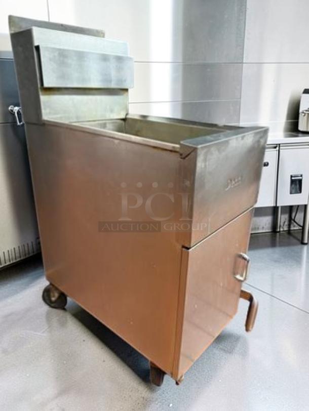 Elite condition Dean SM140GNSC gas fryer, stainless steel, floor model, high capacity, fully tested operational.
