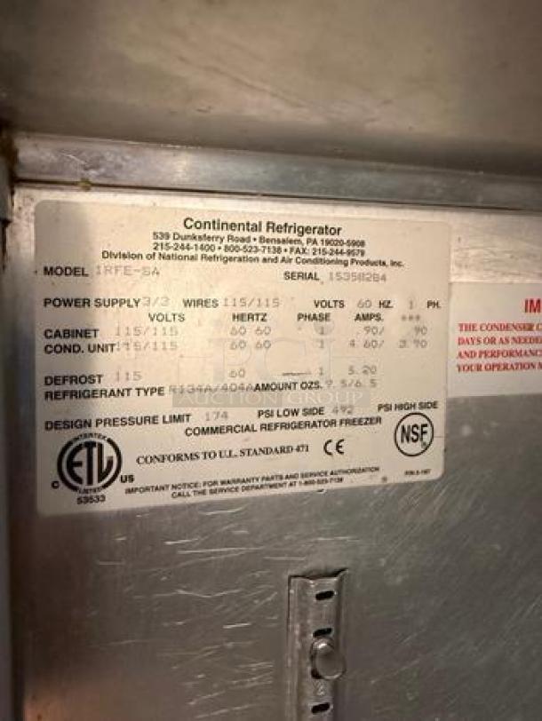 Label on Continental D1RFESNSAHD Reach-In Refrigerator/Freezer model, detailing power supply, refrigerant type, and certification marks.