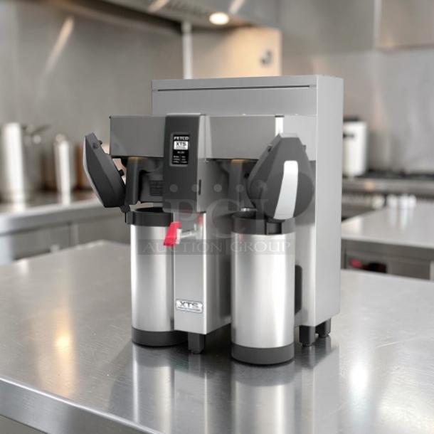 Fetco CBS-2132-XTS Coffee Brewer, stainless steel, high-volume commercial system, excellent condition, extractor series, tested.