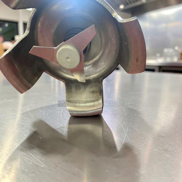 Robot Coupe MP450VV immersion blender blade detail, 18" shaft, variable speed, heavy-duty, tested, excellent condition.