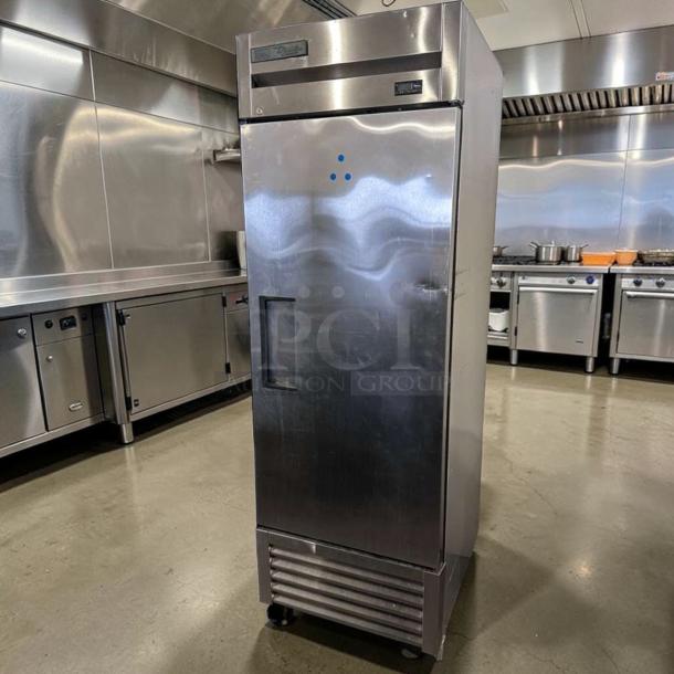 True T-23-HC commercial refrigerator, 27" stainless steel, single door. Superior condition, energy efficient, fully tested.