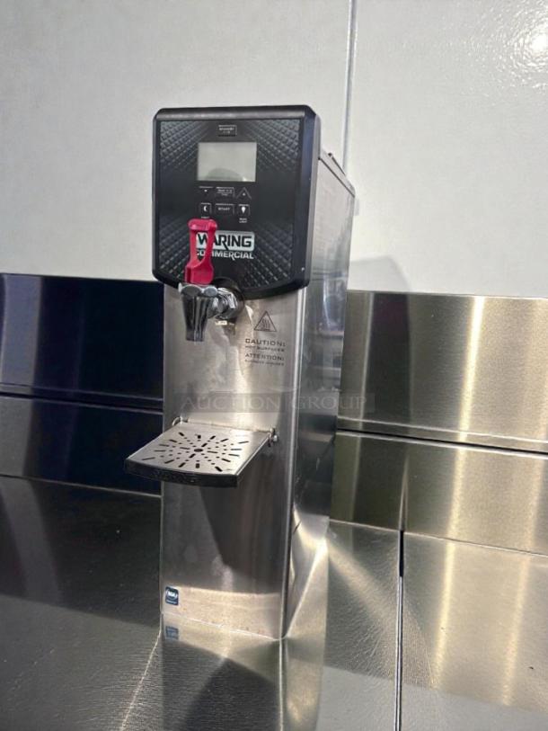 Waring Commercial WWB5G 5 Gallon Hot Water Boiler, elite condition, 120V, fully tested, stainless steel, digital controls.