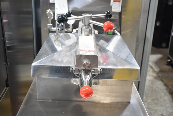 Brand new Henny Penny 500 electric pressure fryer, scratch and dent, on casters, 220-240V, 1-phase.