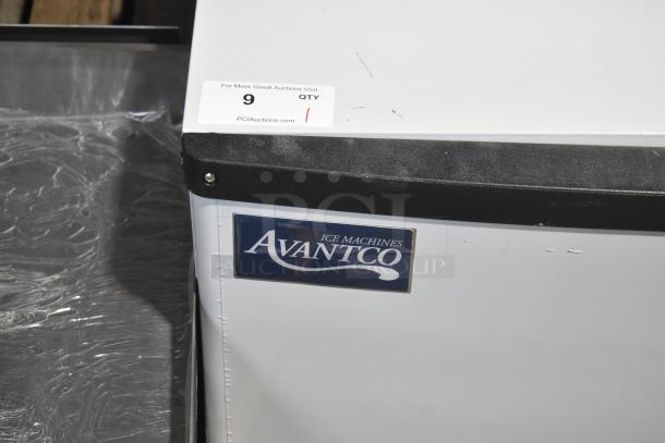 BRAND NEW 2025 Avantco 194MCF530A Commercial Ice Machine, 497 lb. capacity, scratch and dent condition, visible label.
