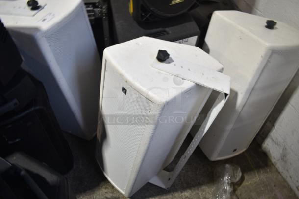 3 Yorkville Coliseum C2890 speakers, 8 ohms, white casing, in used condition.