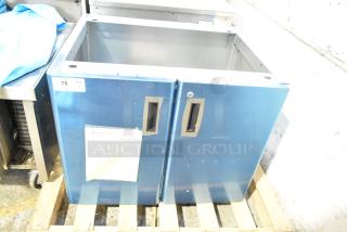 BRAND NEW Hoshizaki SD-750 Ice Machine Stand, scratch and dent, dual doors, metal build, blue finish, installation instructions visible.