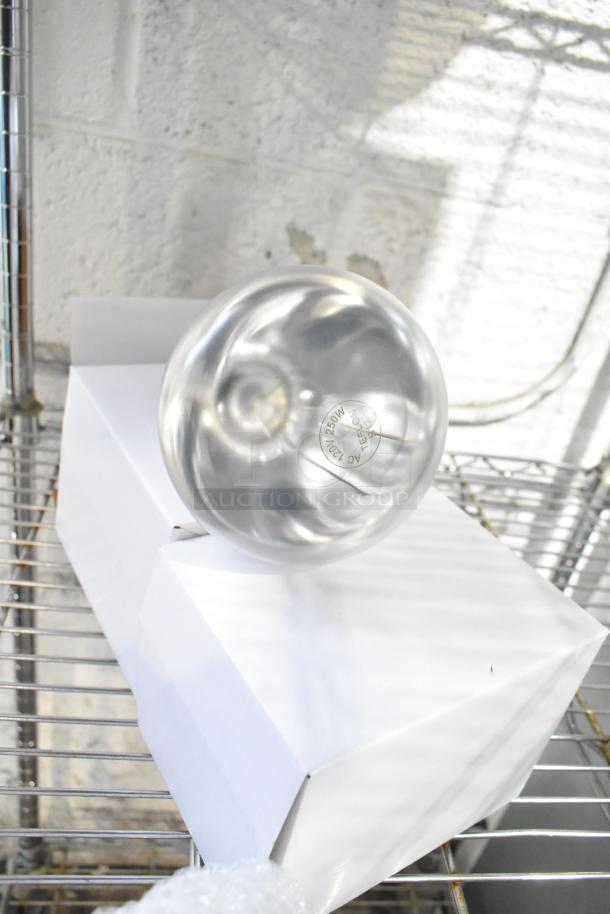 Avantco Commercial 2 Head Lamp, 115 Volts, 1 Phase, in pristine condition.