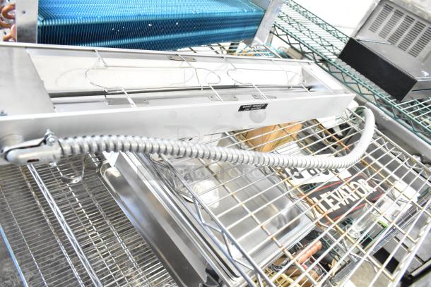 Brand new Hatco GRAH-30 Glo-Ray 30" aluminum infrared warmer with infinite controls. Scratch and dent condition. 120V, 1-phase.