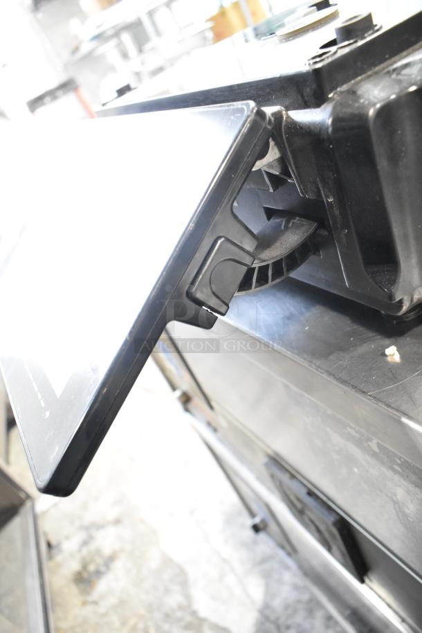 2025 Hobart HTi-7LH4W commercial countertop scale, tested and working. Black finish, compatible with 120/208-240 volts.