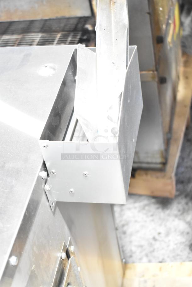 "Mainstreet 541CG1N convection oven, brand new scratch and dent, natural gas, view-through doors, thermostatic controls."