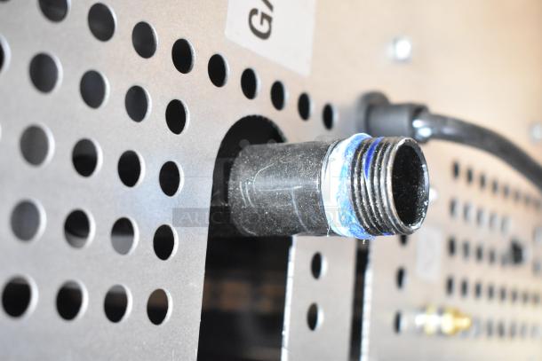 Natural gas connection on Mainstreet 541CG1N convection oven. New, scratch and dent condition. 54,000 BTU.