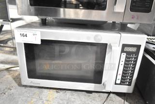 2016 Amana RMS10TS commercial countertop microwave oven, 120 volts, 1 phase, digital keypad, used condition.