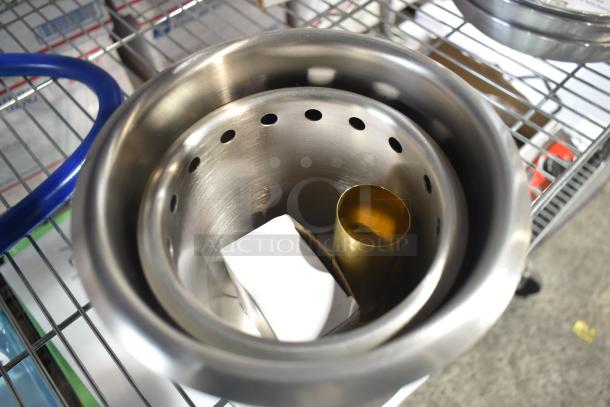 BRAND NEW Regency 600DWB stainless steel dipper well bowl, 5 5/8", minor scratches, durable construction.