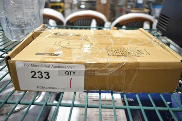 Brand new Choice 4078CITORTP 8" cast iron tortilla press in original packaging, scratch and dent condition, Made in China.