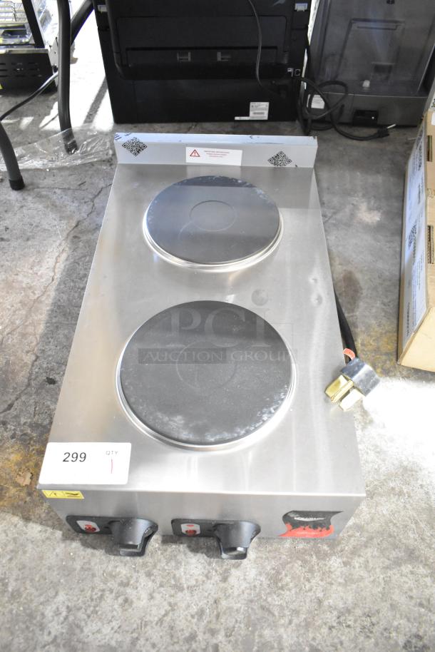 BRAND NEW Vollrath Cayenne STA8002 2 Burner Electric Hot Plate, 208/240V, minor scratches, durable stainless steel.