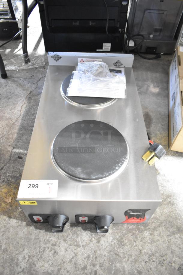 Brand new Vollrath Cayenne STA8002 2-burner electric hot plate, 208/240V, scratch and dent, with controls and manual.