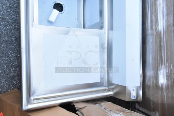 Brand new KoolMore KM-SC181814-1883 stainless steel 3 bay sink with dual drain boards, scratch and dent condition. No legs included.