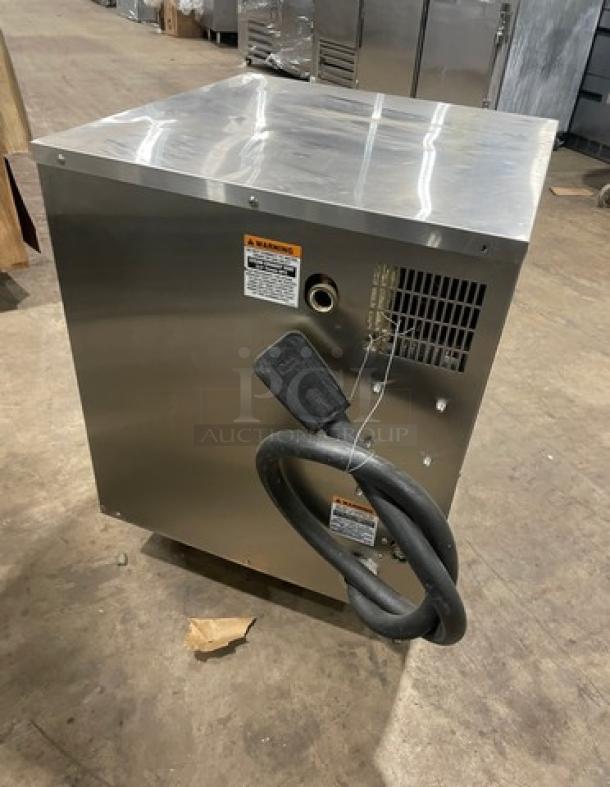 AccuTemp Evolution Series stainless steel 6-pan convection steamer, Model E62083E15000250, with power cord, 208V 3 Phase.