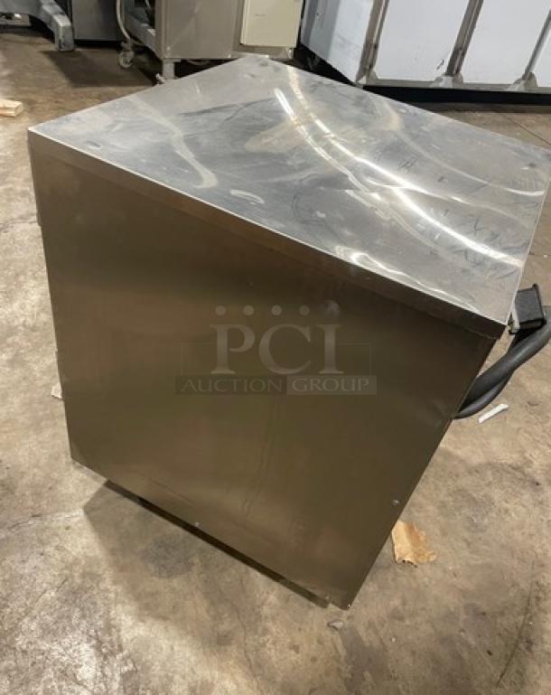 AccuTemp Evolution Series stainless steel electric countertop boilerless steamer, Model E62083E15000250, on legs, used.