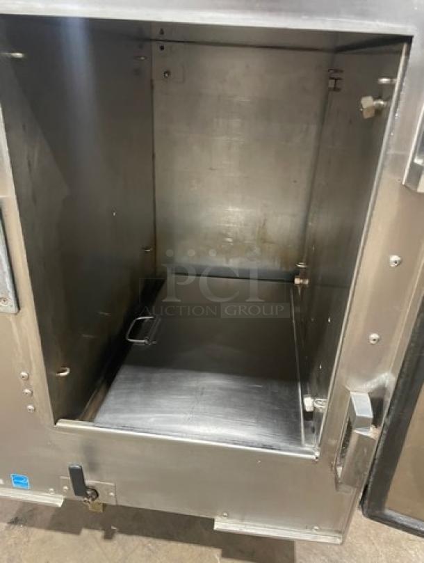 AccuTemp Evolution Series electric countertop boilerless steamer, model E62083E15000250, stainless steel, holds 6 pans, on legs.